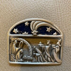 JJ Jonette Silver Pewter Christmas Nativity w/ Three Wise Men Pin